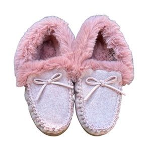 Crew Shoes J Crew Womens Size Pink Fuzzy With Bow